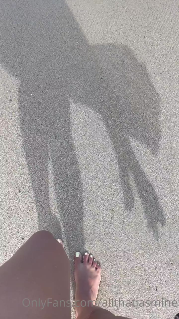 Jasmine Sherni fapello