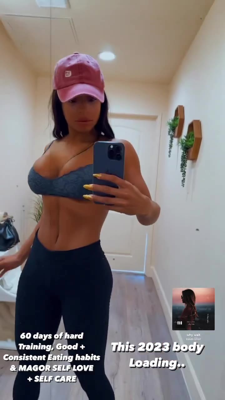 Sensational Qimmah Russo Nude Leaked