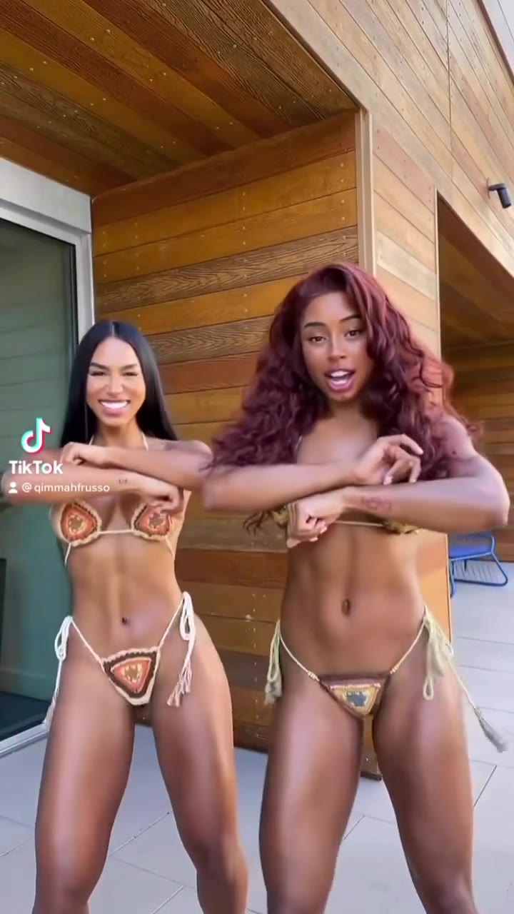 hairy Sweating Qimmah Russo l e a k e d