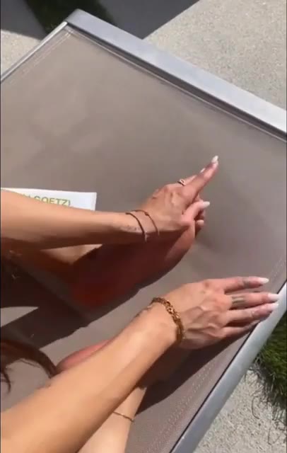 vulgar Mia Khalifa dildo