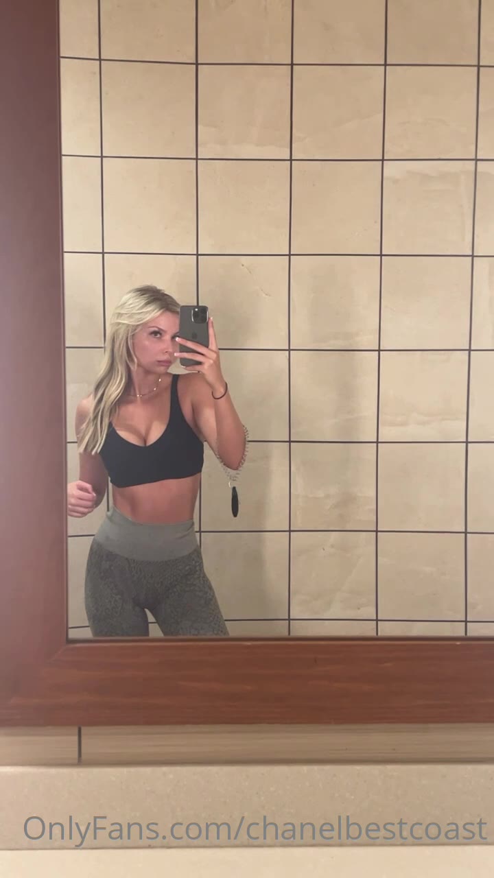 Mattie Maureen Nude exposed Sensational