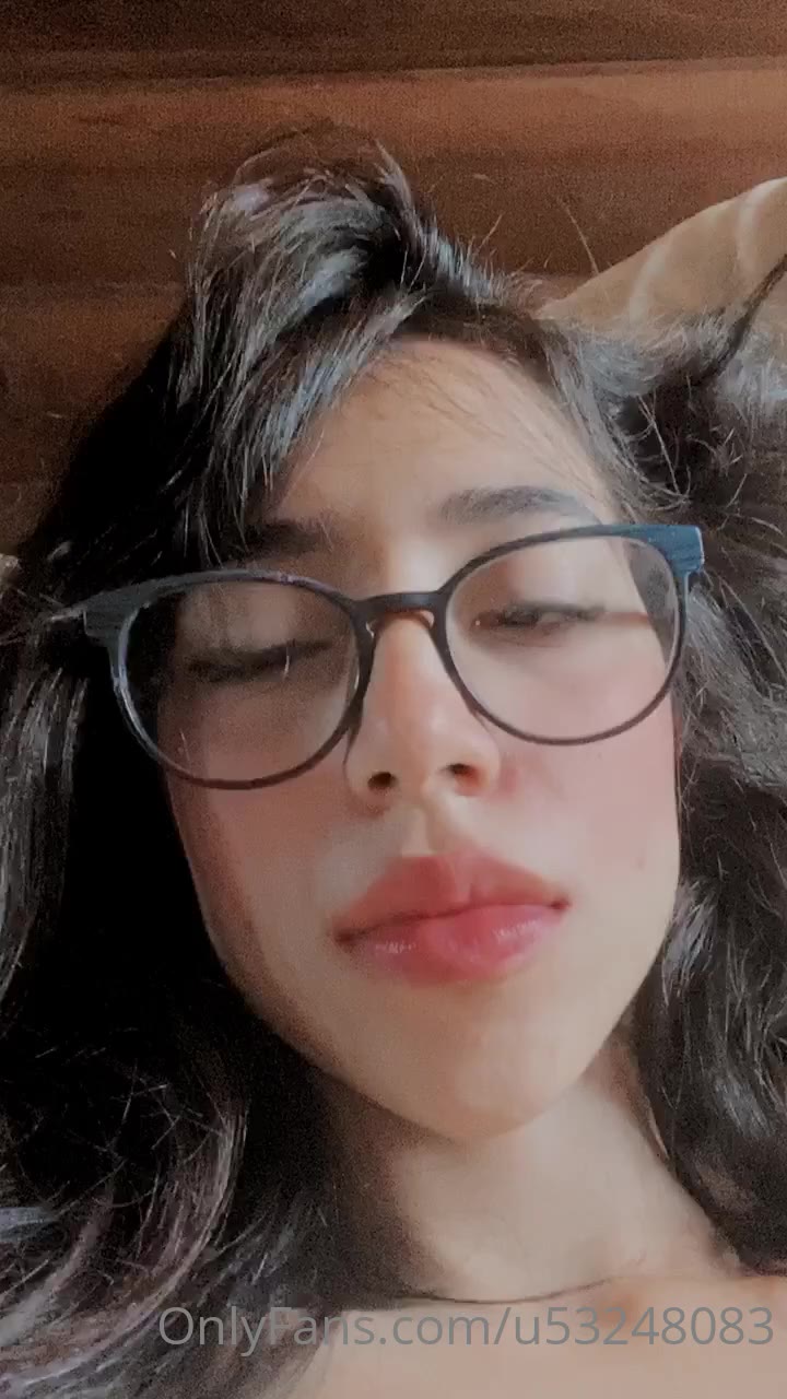 Exposed Keychicaiza solo