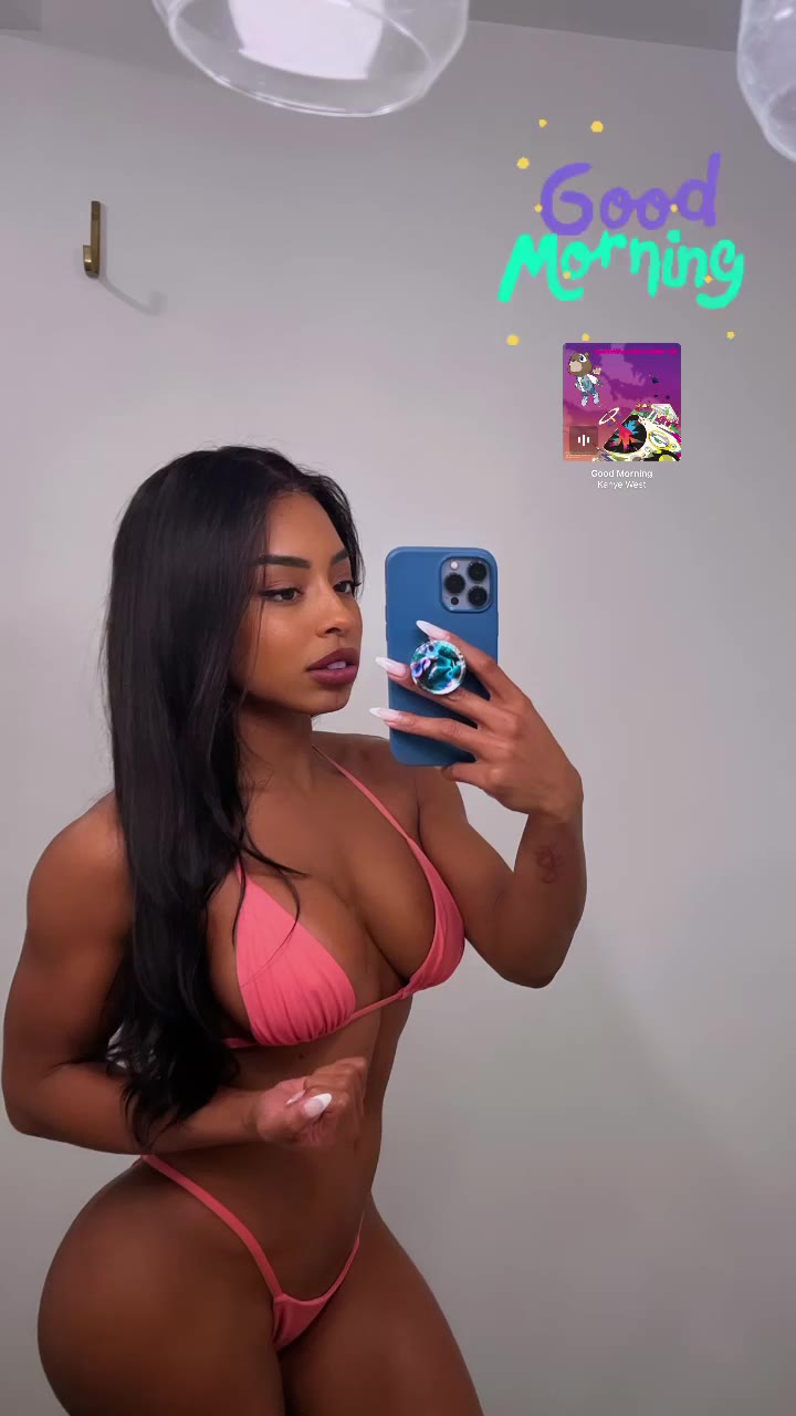 Exposed wealthy Qimmah Russo Nude porn