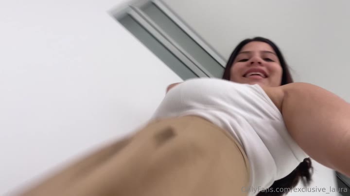 Laura Cookie clips Exposed