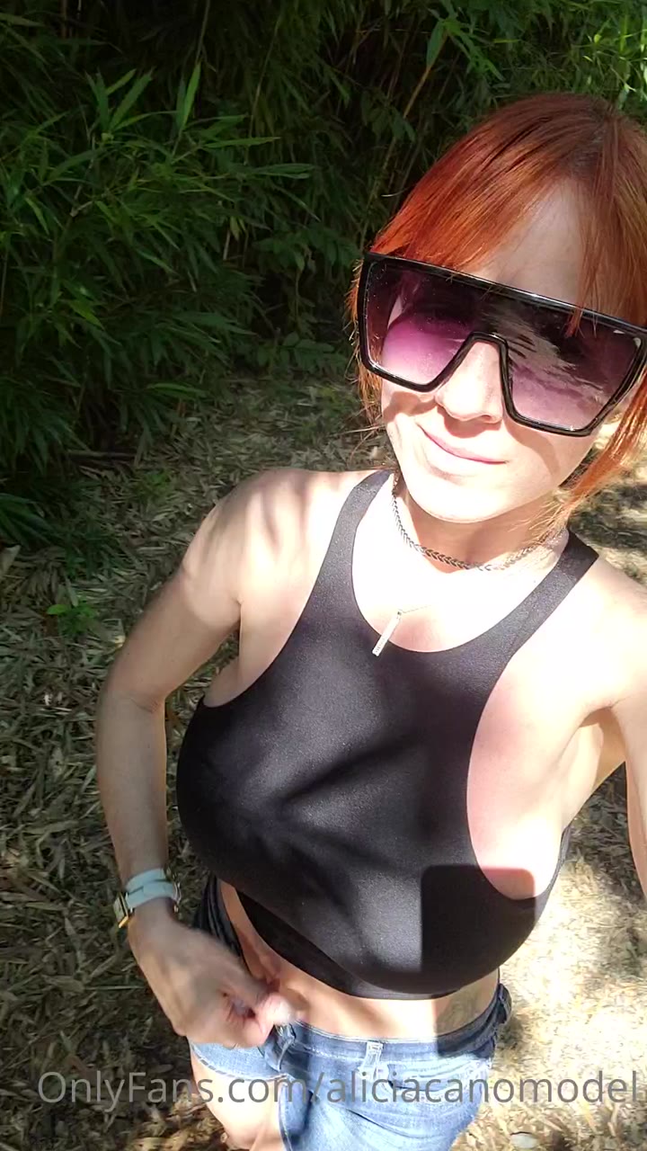 maid Sweating AlisOnFire pussy