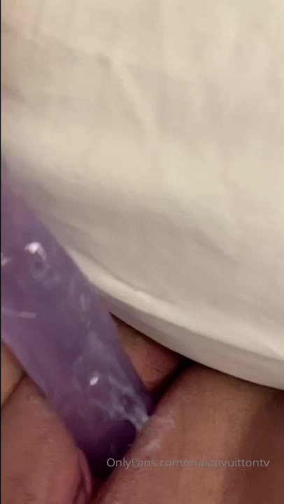 Mulan Vuitton anal Exposed