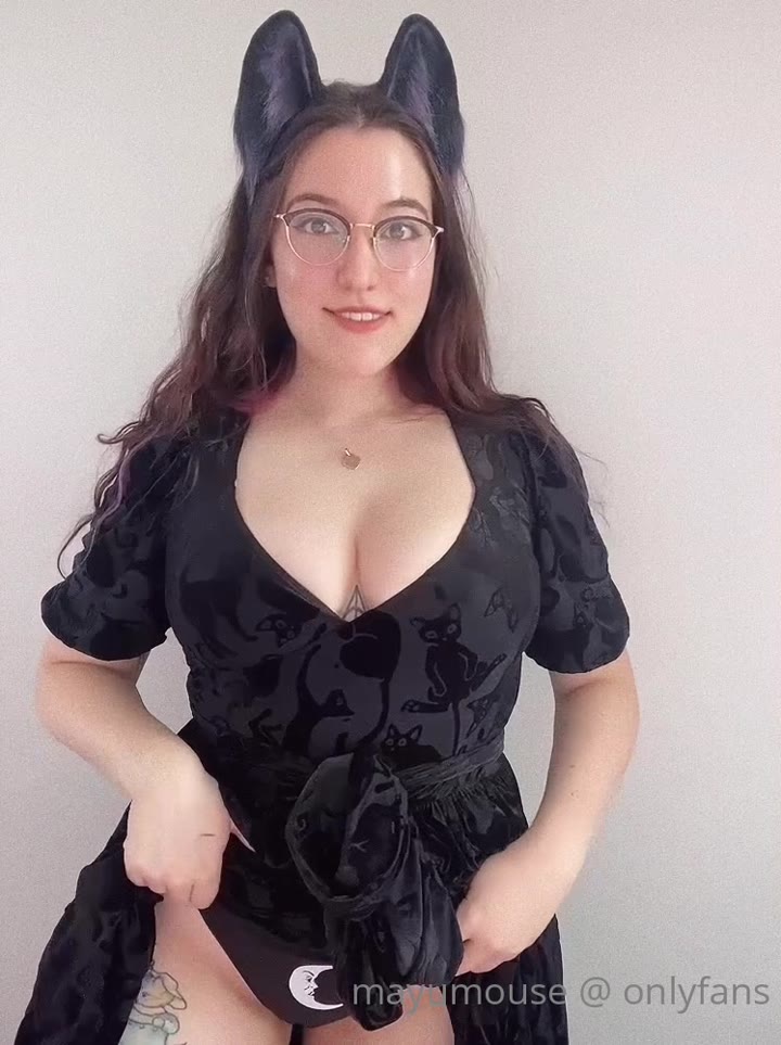 Exposed licentious Mayu Mouse sex tape