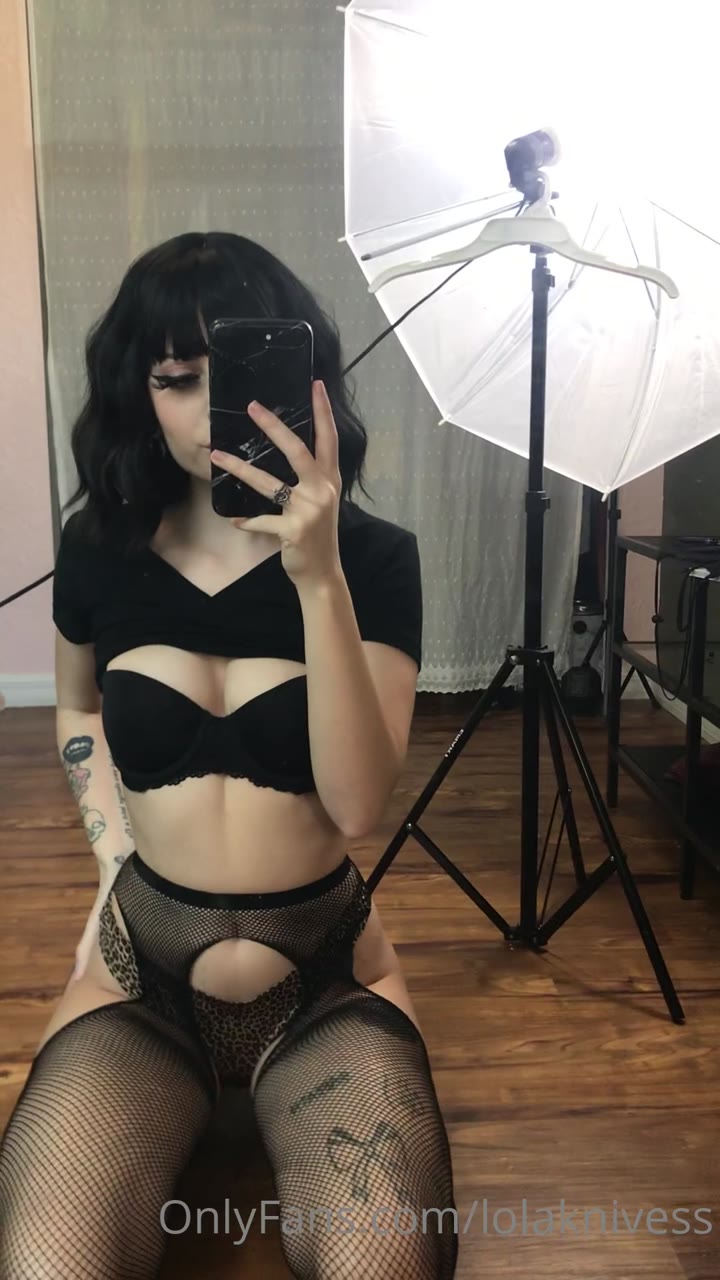 Sensational babe Lolaxmina Porn full vid