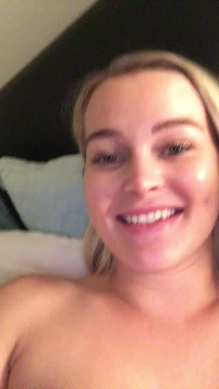 kewpie Elle Knox bg Sensational