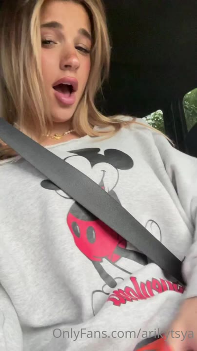 classy Ari Kytsya thothub Sensational