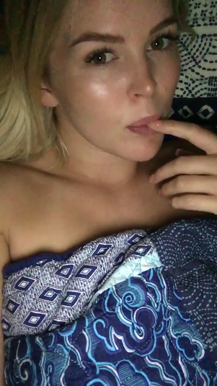 Elle Knox anal  Full Clip