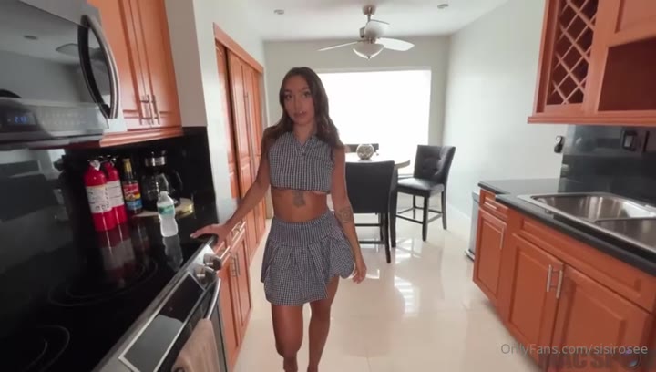 rude Sisi Rose cams Exposed