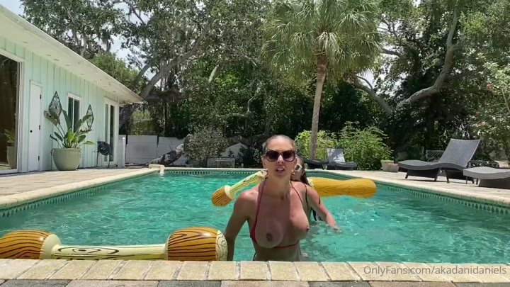 Exposed Dani Daniels camrip