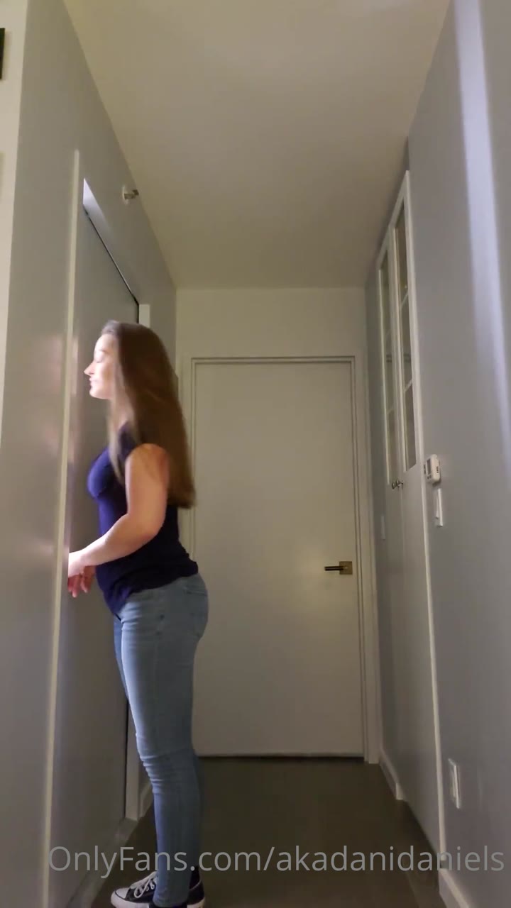 Dani Daniels nude boobs  Clip