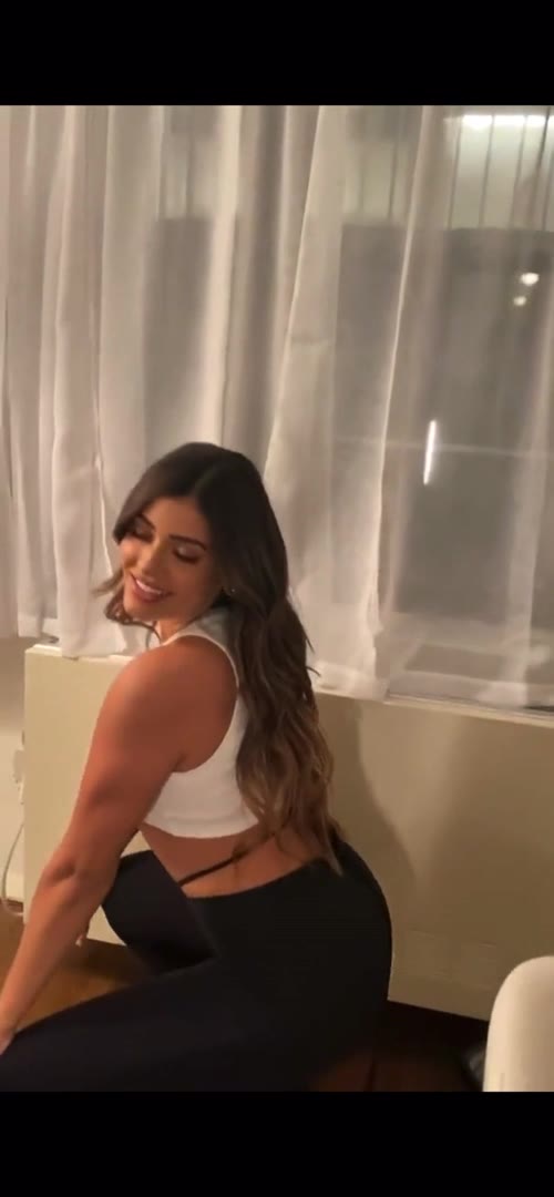 Sensational Daniella Salvi cams