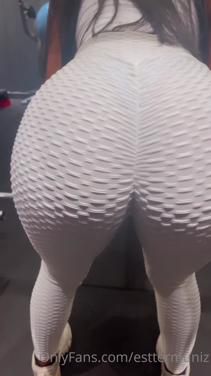 piece Esttermuniz leaks OF