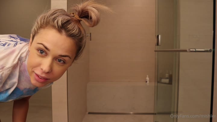 Amicable Dripping Big tits Annalisemishler Nude onlyfans