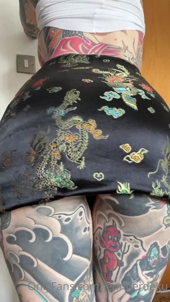 sexy hoe Sweating White Jennifer Deku sexy