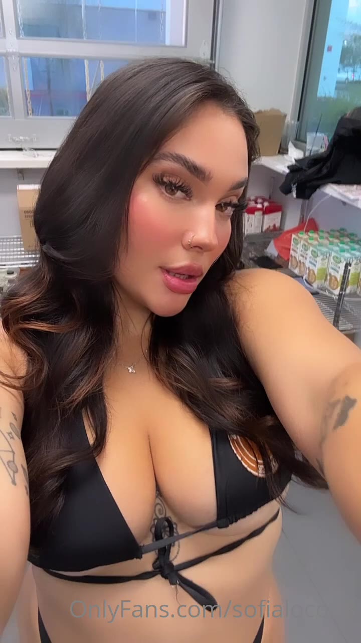 Tenacious Fat Ass Sofialoco leaked pics