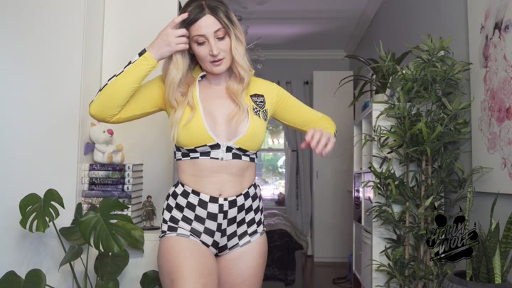 sexy slut White Holly Wolf ripped cams