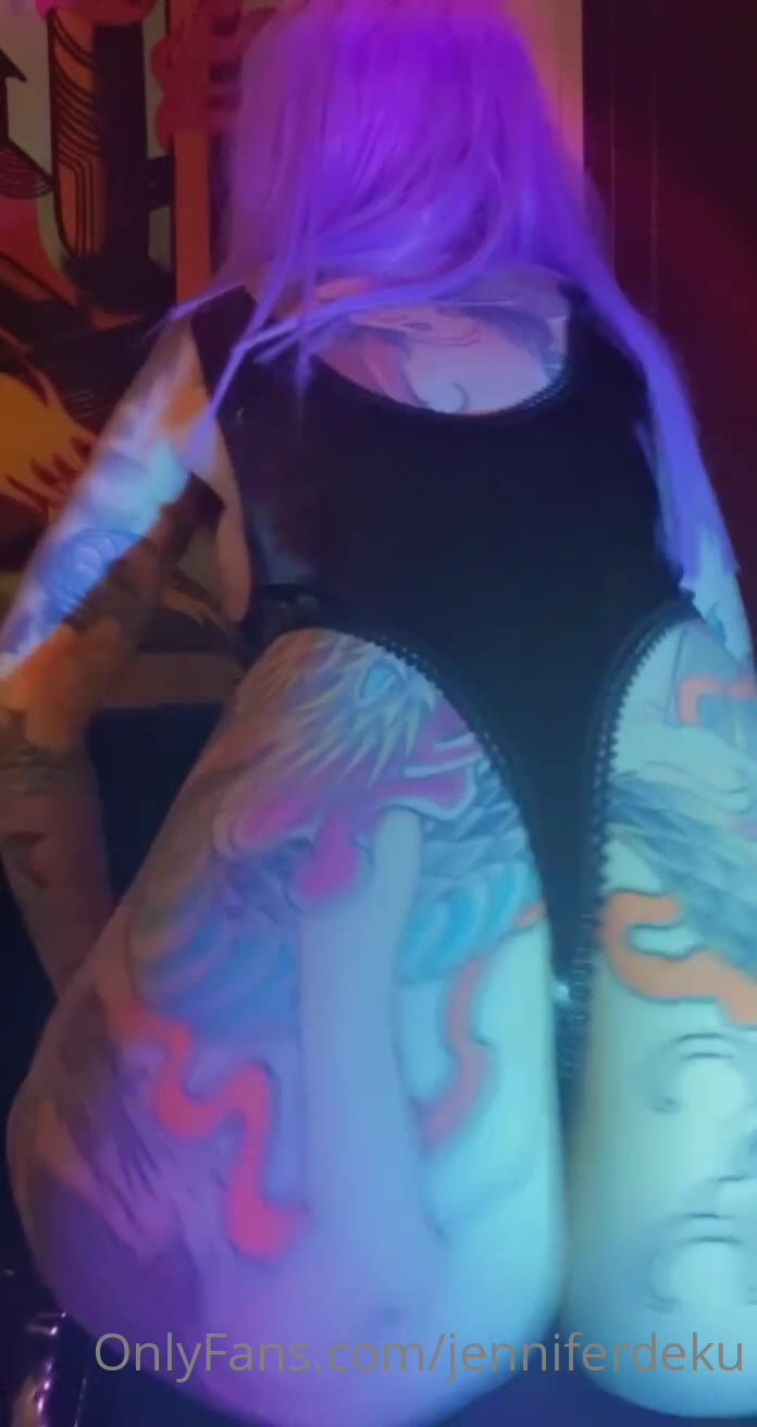 Confident  White Jennifer Deku o n l y f a n s