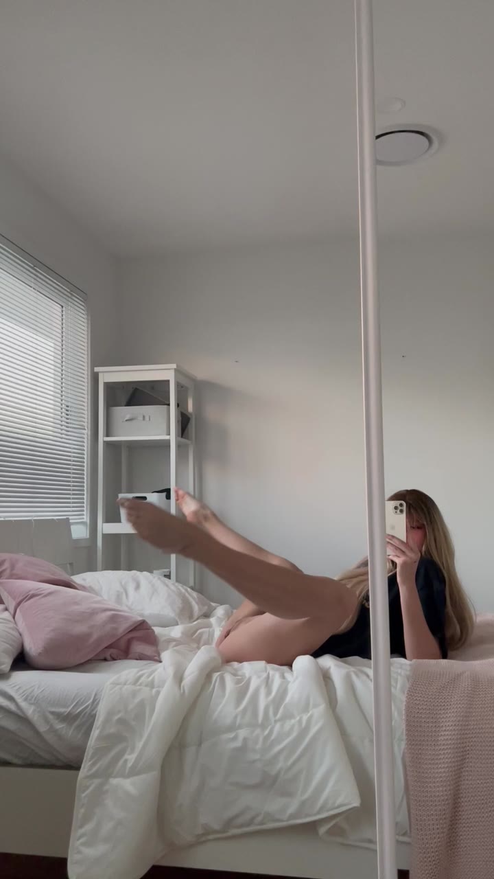 gorgeous Hottie Mila Sobolov onlyfans leaks pic