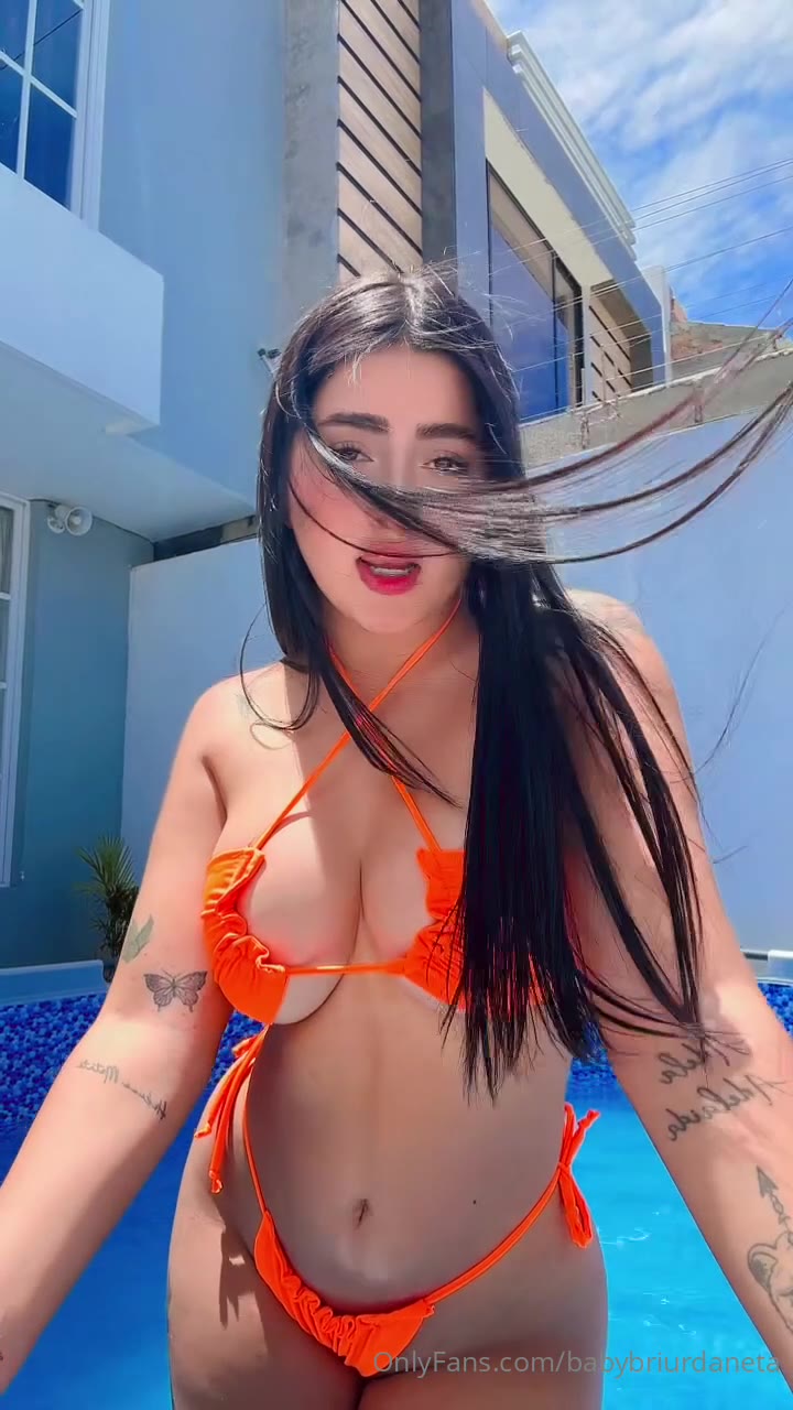 Resolute Slut Baby Briur Daneta fapello