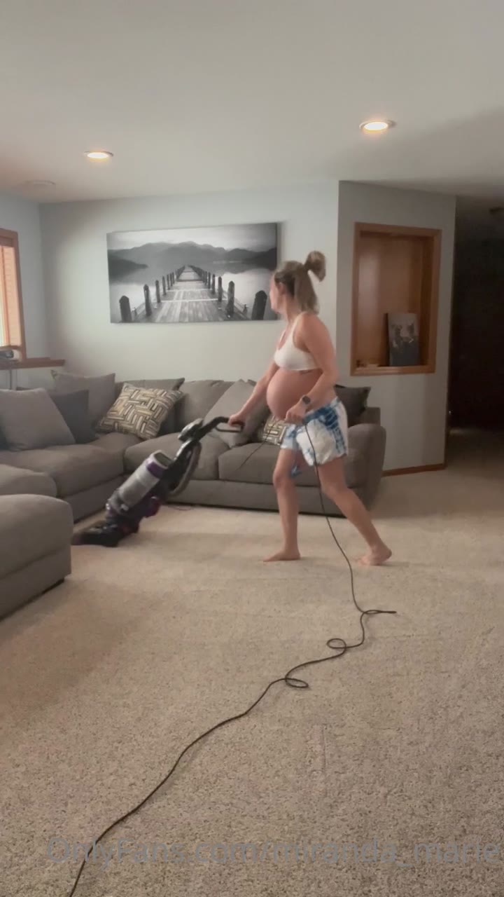 cutie pie Slim Miranda Marie face