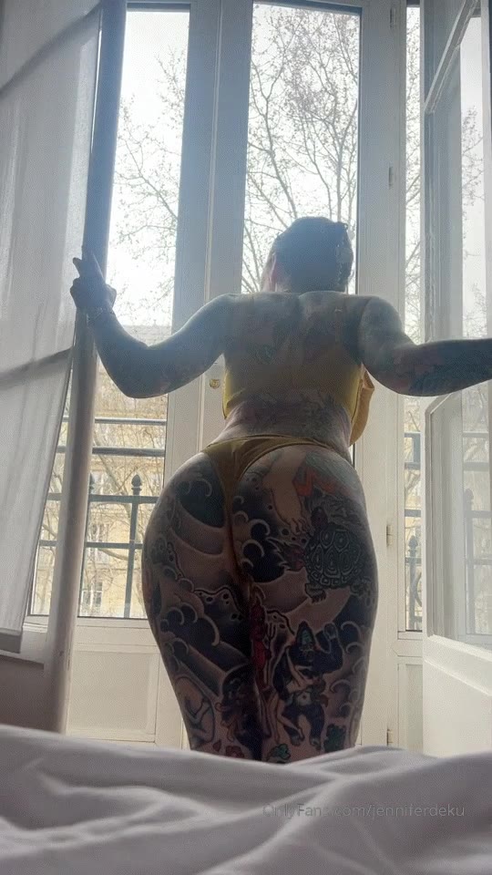 Slim Jennifer Deku face