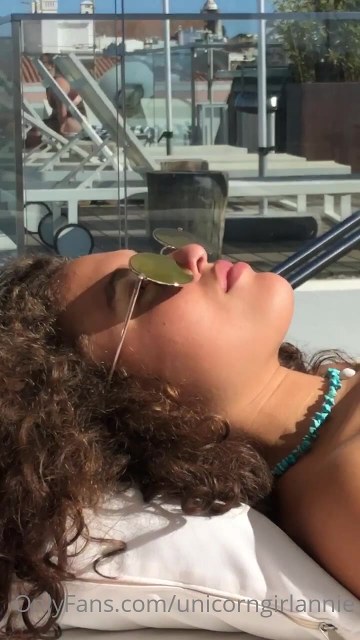 BABE Big ass Annietaboo camgirl full vid