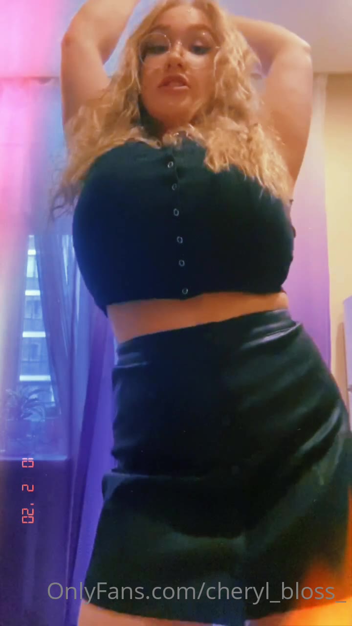 only-fans Cheryl Blossom face