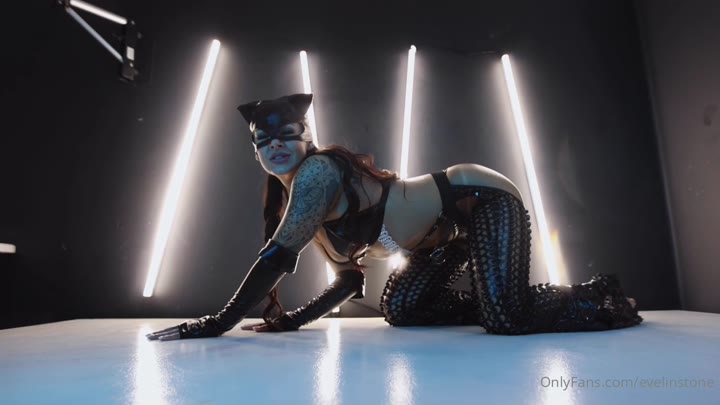 hoe Big natural tits Evelin Stone masturbating Exposed