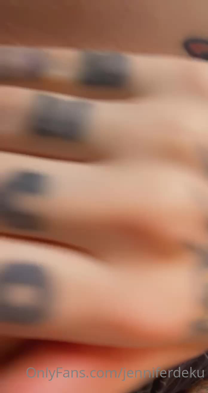 sexy bitch Babe Jennifer Deku tits pic Clip Exposed