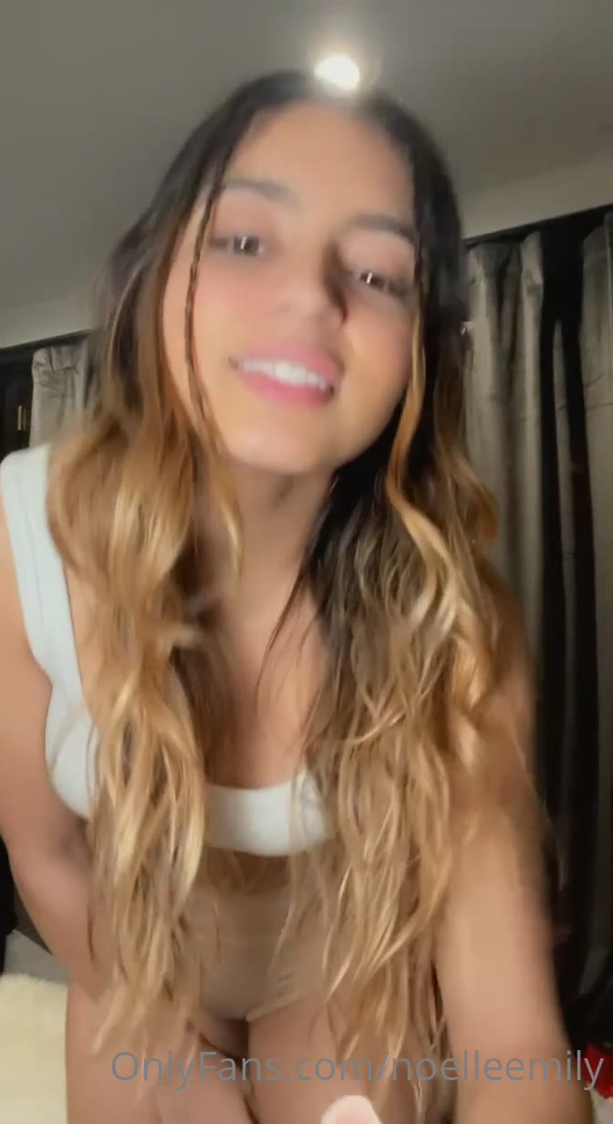 Sensational Confident  cum Noelle Emily nude pics