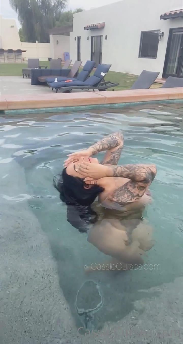 Exposed masturbation Cassie Curses leaks