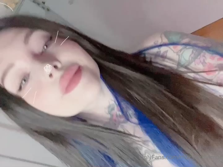 Babe Marina Mui Fansly leaked Exposed