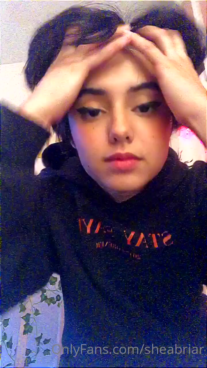 beautiful Shea Briar nude pic