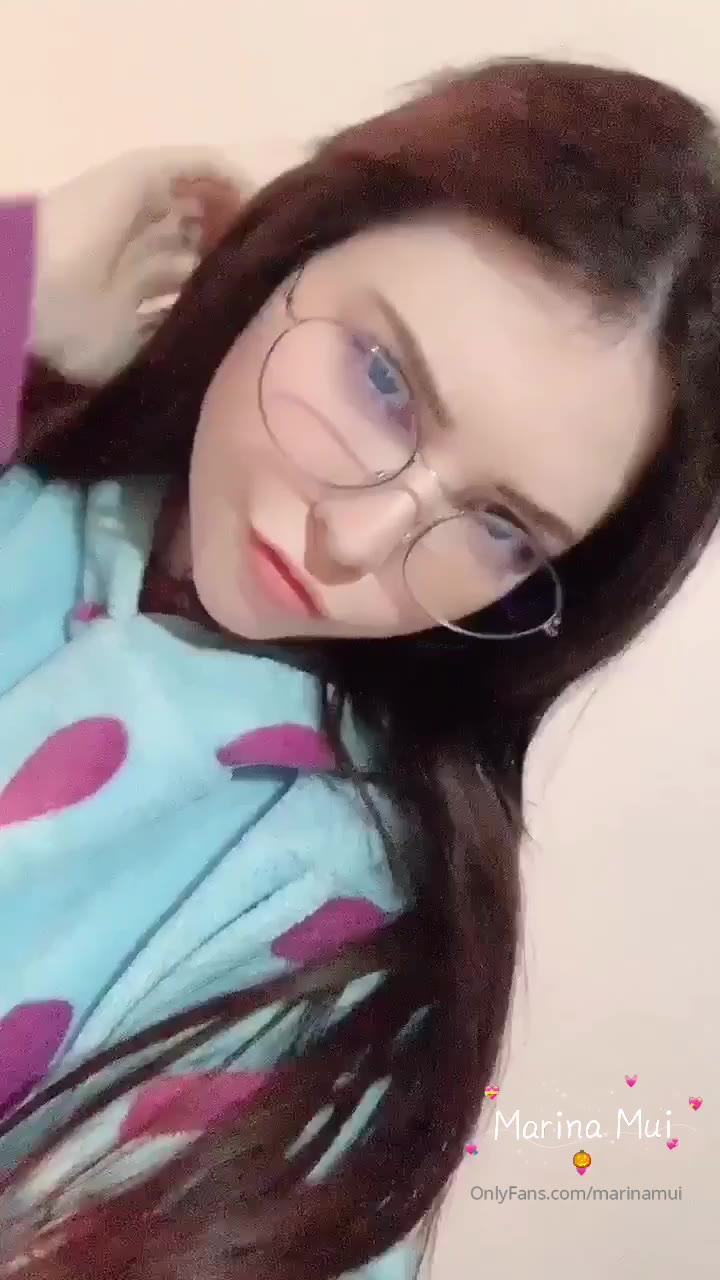 artistic Slut Marina Mui twitter Epic