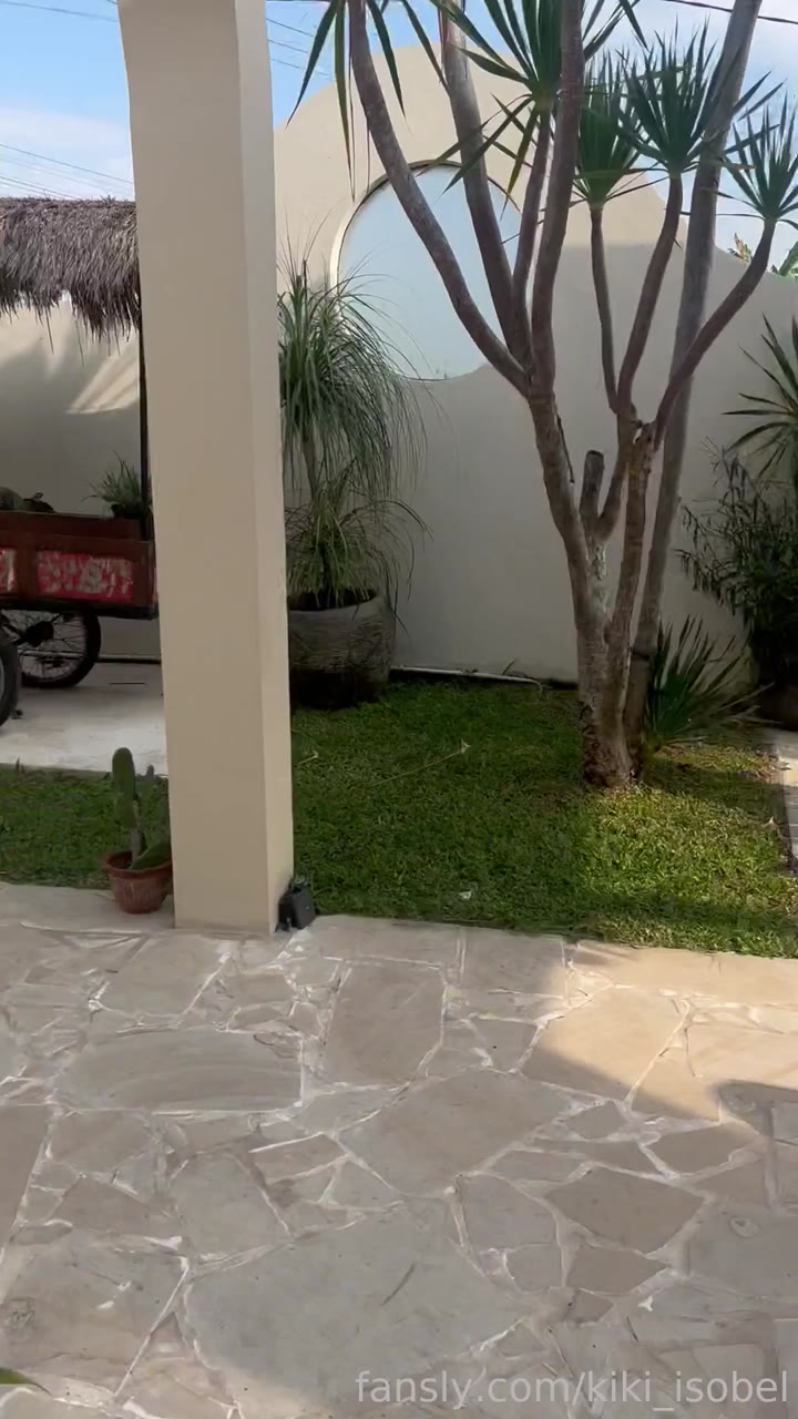 Hottie Kiki Isobel sextape