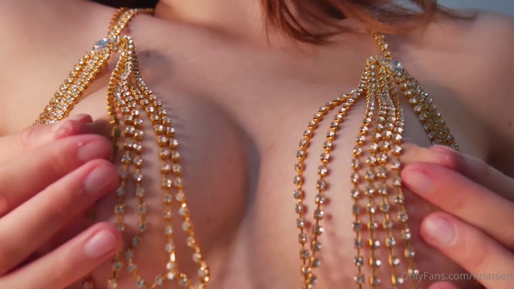 cutie pie Caucasian LizLarsen boobs Epic