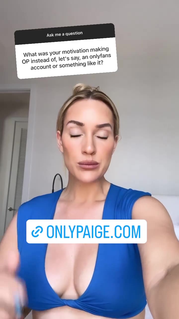 cute Dripping Busty Babe Paige Spiranac bg