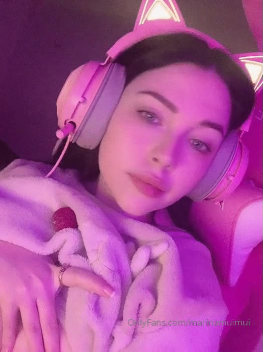 Capable Caucasian Marina Mui sexy