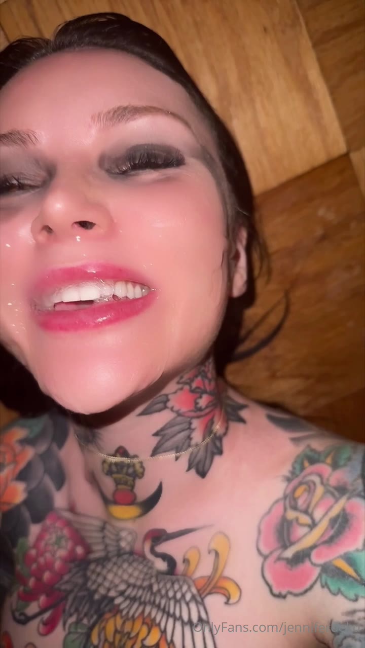 Small ass Jennifer Deku pussy