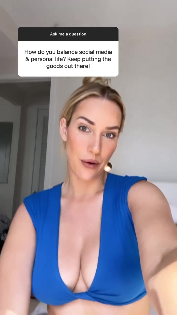 Curvy Paige Spiranac sex Exposed