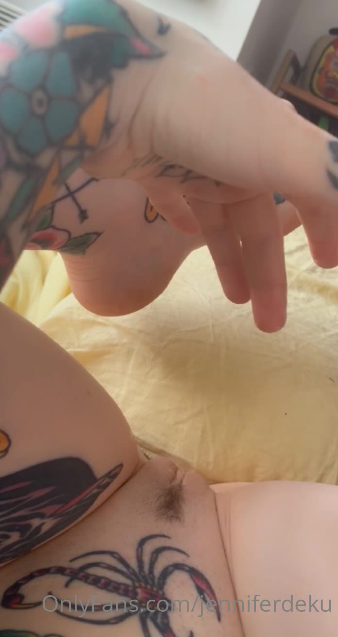 Sensational cutie Babe Jennifer Deku solo fullvideo