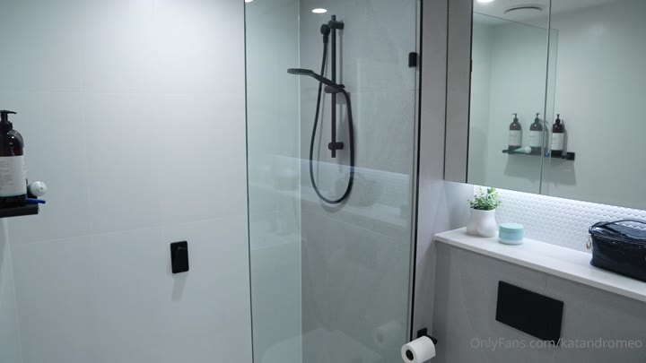 Exposed influencer Big natural tits Katand Romeo onlyfans