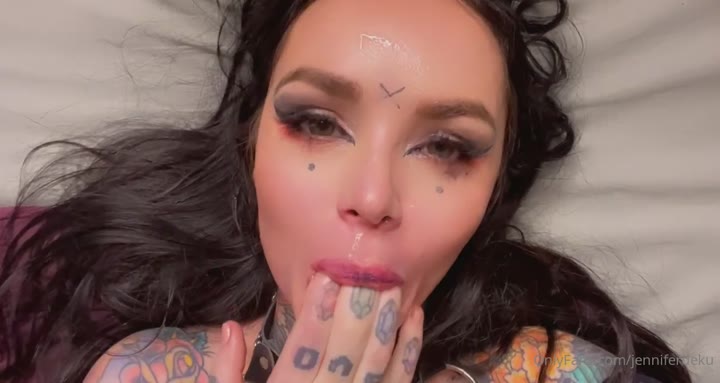 Slim Jennifer Deku onlyfans nude