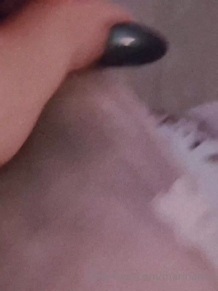 Big tits Marina Mui porn xxx