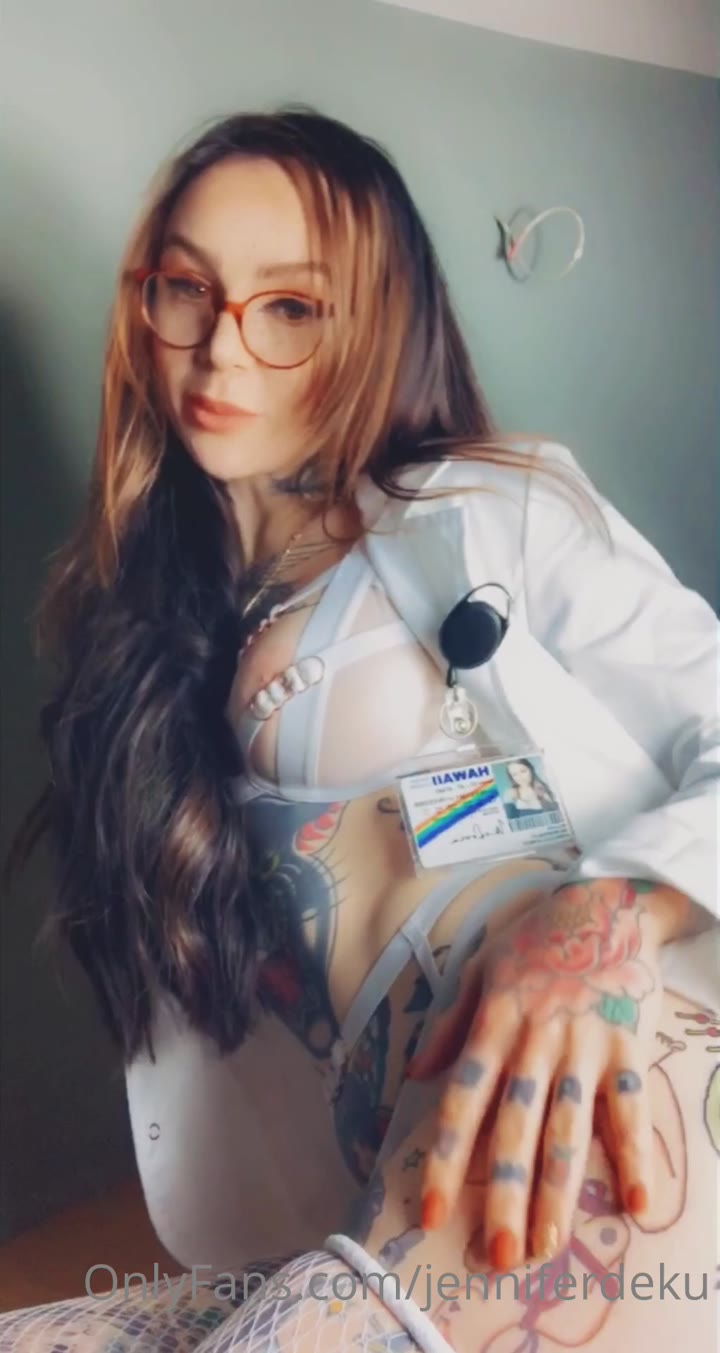 Exposed Confident  Slim Jennifer Deku nude porn leak