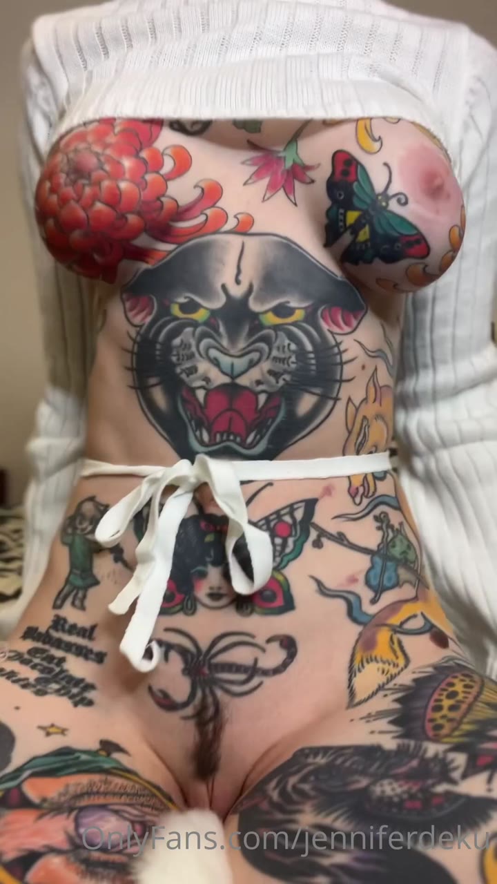 Sincere Sweating White Jennifer Deku cams